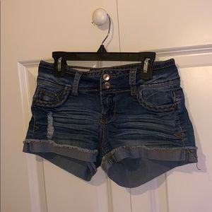 Cute jean shorts